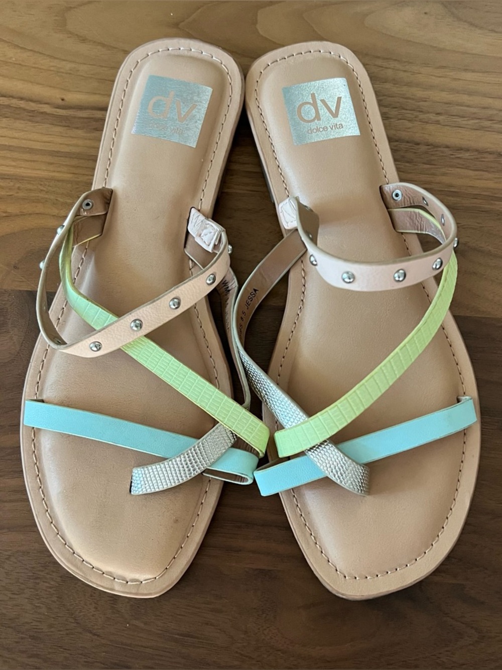 EUC DV by Dolce Vita Jessa Beige Sandals Green, Peach & Light Blue Straps 8.5